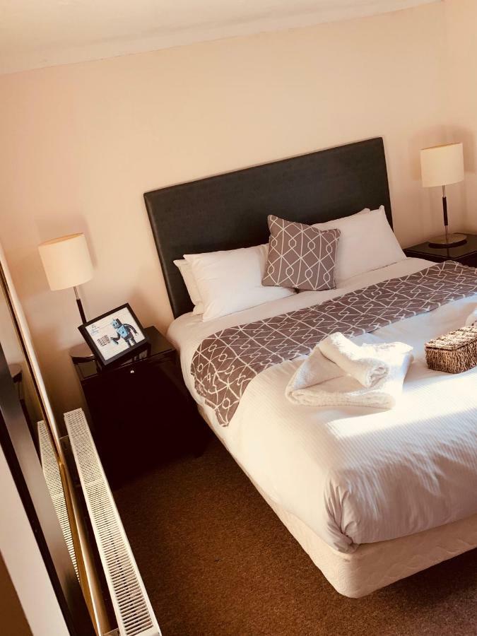 The Swan Hotel Almondsbury Eksteriør billede